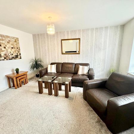 Folkestone Central Family Home: 3BR with Parking Exterior photo